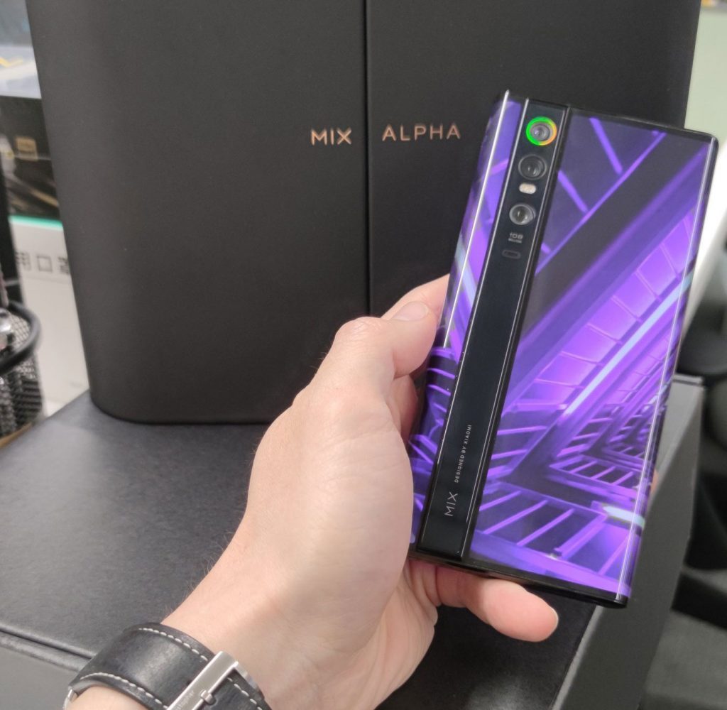 Xiaomi Mi Alpha