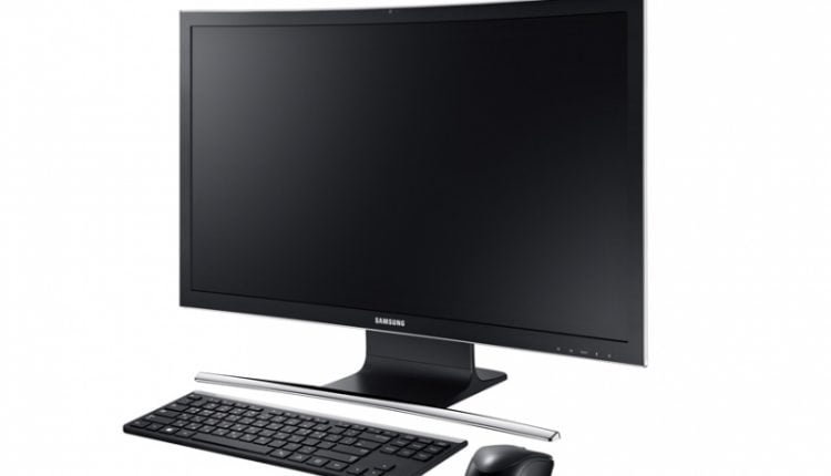 Samsung Series 7 AIO: viskas viename su lenktu ekranu ir galinga stereo garso sistema