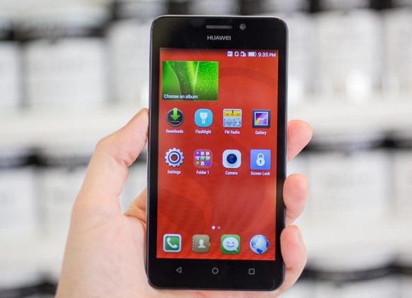 Išmanieji telefonai taupiems - „Huawei Y635“ ir „Y360“