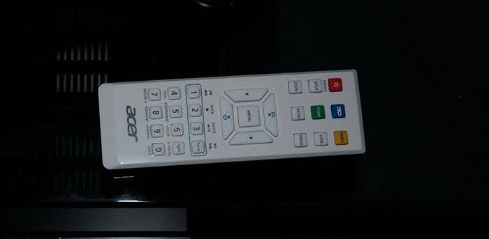 ACER H7550BD projektorius