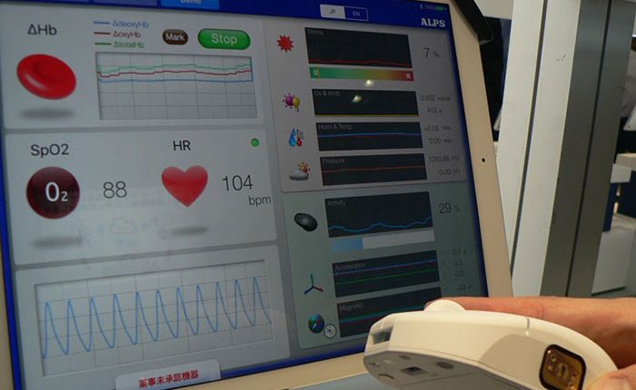 „Alps Electric“ jutikliai kompiuterinėms pelėms leis nustatyti vartotojo sveikatos būklę