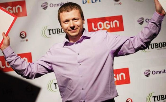 Jurij Laneckij atsiima PriceOn laimėtus Login apdovanojimus